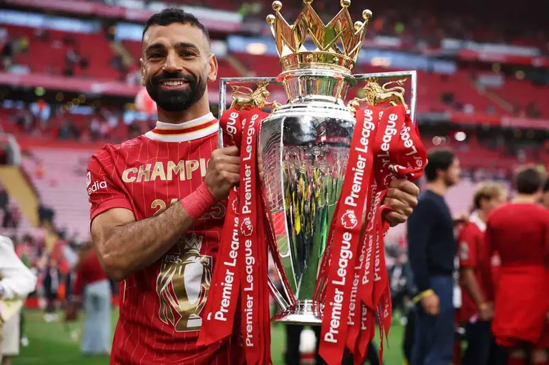 بورنموث: صلاح وسباق ليفربول نحو المجد الدوري