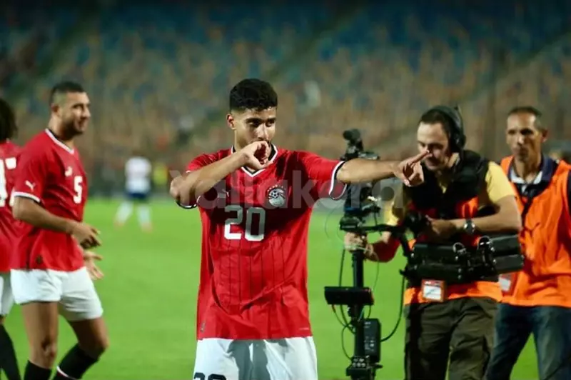 تطوير المهارات الرياضية: برنامج تدريبي مخصص لإبراهيم عادل في منتخب مصر